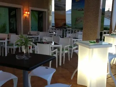 Hotell El Cruce Moraleda 2*