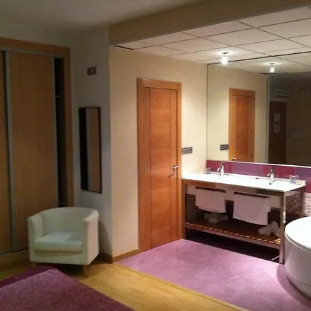 El Cruce Moraleda Hotel