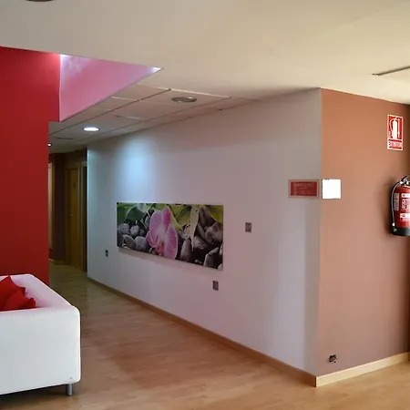 Hotell El Cruce Moraleda 2*